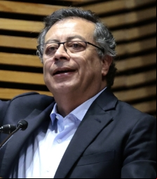  Foto de Gustavo Petro